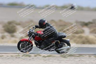 media/May-05-2025-Moto Forza (Mon) [[3c1838c5e5]]/2-B Group/Session 3 (Panning Test Turn 14 Inside)/